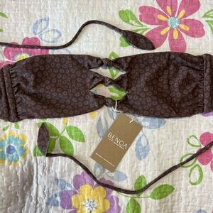 TRADED Benoa Kayla Top in Coral